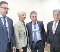 Lagarde y Lipton (derecha), del FMI, revisaron con Dujovne y Sandleris (izquierda) la marcha del plan de ajuste.