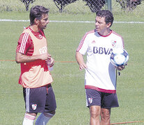 Leonardo Ponzio y Marcelo Gallardo, dos pilares que seguirán sosteniendo al campeón de América. (Fuente: NA) (Fuente: NA) (Fuente: NA)