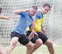 El uruguayo Nández viene presionando por irse al exterior. (Fuente: Fotobaires) (Fuente: Fotobaires) (Fuente: Fotobaires)