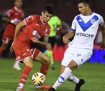 Huracán y Vélez disputaron en el Tomás Ducó un intenso partido que terminó 1-1. (Fuente: Télam) (Fuente: Télam) (Fuente: Télam)