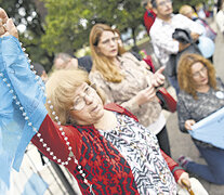 Las antiderechos confrontaron contra la voluntad y la salud de la niña. (Fuente: Juan Pablo Sánchez Noli / La Gaceta) (Fuente: Juan Pablo Sánchez Noli / La Gaceta) (Fuente: Juan Pablo Sánchez Noli / La Gaceta)