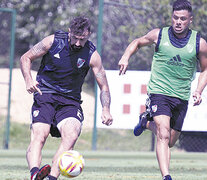 Pratto en el entrenamiento previo al viaje en micro a Rosario.