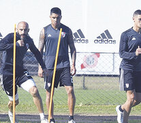 El equipo se entrenó ayer en el Estadio Monumental de Núñez.