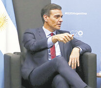 Pedro Sánchez, que busca su reelección, visitó Argentina para asistir a la cumbre del G-20.