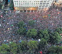 En Río, la manifestación contra los recortes en Educación fue multitudinaria.
