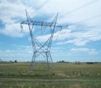 No se descarta otro ajuste en la tarifa eléctrica antes de fin de año.