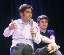 Augusto Costa, el autor,acompañado por Kicillof. &amp;quot;Este es el resultado de miles de horas junto a Axel&amp;quot;.  (Fuente: Leandro Teysseire) (Fuente: Leandro Teysseire) (Fuente: Leandro Teysseire)