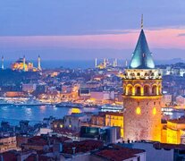 La vista de la ciudad de Estambul al anochecer. (Fuente: AFP) (Fuente: AFP) (Fuente: AFP)