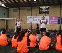 La Fundación FuSaDE creó una Academia de Fútbol Femenino.  