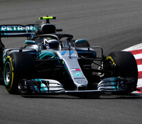 Valtteri Bottas, gira en Silverstone. (Fuente: AFP) (Fuente: AFP) (Fuente: AFP)