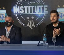 Tapia, al frente de la AFA, y Marcelo Tinelli, por la Liga Profesional. (Fuente: Prensa AFA) (Fuente: Prensa AFA) (Fuente: Prensa AFA)