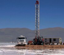 Bombeo de la salmuera para la extracción del litio en el salar de Olaroz. (Fuente: Télam) (Fuente: Télam) (Fuente: Télam)