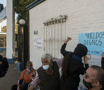 Protesta en las puertas de la Jefatura de Policía de Rosario. (Fuente: Andres Macera) (Fuente: Andres Macera) (Fuente: Andres Macera)