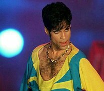 Prince fue al set, vio a Julie &amp;quot;Marge Simpson&amp;quot; Kavner destruyendo una canción y se bajó del proyecto.