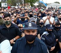 Punte12 fue uno de los lugares elegidos por los efectivos para manifestarse.  (Fuente: Leandro Teysseire) (Fuente: Leandro Teysseire) (Fuente: Leandro Teysseire)