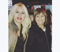 La sargento Virginia Sosa, exonerada de la policía en 2013, junto a Patricia Bullrich. La Rusa fue candidata del Movimiento Ciudadano, agrupación que respondía a Alberto Asseff, y tiene contacto con el neonazi Carlos Pampillón.