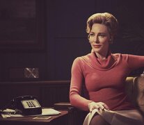 Cate Blanchett encarna con magnetismo a una vocera republicana