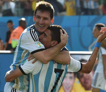 Lionel Messi festeja junto a Angel Di María. (Fuente: AFP) (Fuente: AFP) (Fuente: AFP)