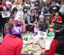 Lolita Chávez en el Encuentro Plurinacional de La Plata, en 2019, este año cerró la popular asamblea feminista y anticolonialista.  (Fuente: Jose Nico) (Fuente: Jose Nico) (Fuente: Jose Nico)