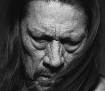 Con 76 años a cuestas, Trejo parece más fuerte y malo que nunca.