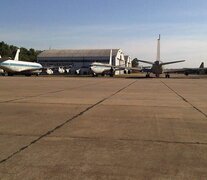 La base militar fue transformada en aeropuerto comercial en el gobierno de Cambiemos.