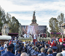 La homilía final, en el monumento 20 de Febrero (Fuente: Gobierno de Salta) (Fuente: Gobierno de Salta) (Fuente: Gobierno de Salta)