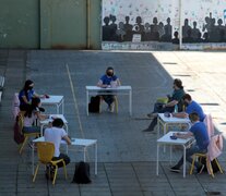 Angélica Graciani, titular de UTE, sostiene que el anuncio es puro marketing para tapar los 7 contagios de chicos que volvieron a las escuelas para revincularse. (Fuente: Bernardino Avila) (Fuente: Bernardino Avila) (Fuente: Bernardino Avila)