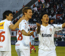 Viejos tiempos. Pastore, Bolatti y Toranzo en el recordado Huracán subcampeón de Angel Cappa. (Fuente: NA) (Fuente: NA) (Fuente: NA)