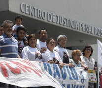 &amp;quot;Basta de gatillo fácil&amp;quot;, reclamaron los familiares de las víctimas (Fuente: Andres Macera) (Fuente: Andres Macera) (Fuente: Andres Macera)