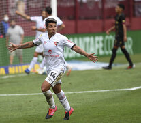 Palacios, autor del segundo gol leproso.