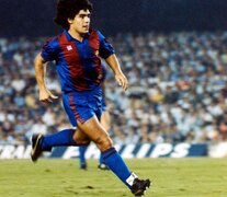 El pase de Maradona a Barcelona (Fuente: Prensa FC Barcelona) (Fuente: Prensa FC Barcelona) (Fuente: Prensa FC Barcelona)