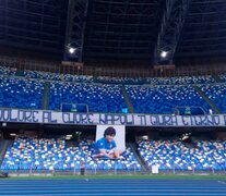 Los napolitanos continuan con sus homenajes a Diego Maradona. (Fuente: EFE) (Fuente: EFE) (Fuente: EFE)