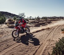 El salteño Kevin Benavides con su Honda. (Fuente: NA) (Fuente: NA) (Fuente: NA)