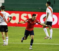 Todo el Rojo celebra el primero de Velasco. (Fuente: Prensa Independiente) (Fuente: Prensa Independiente) (Fuente: Prensa Independiente)