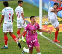 Baez festeja el único gol de la tarde.