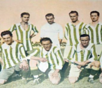 La formación que en 1920 se coronó campeón ante Boca. (Fuente: Sólo Banfield) (Fuente: Sólo Banfield) (Fuente: Sólo Banfield)