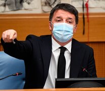 Renzi anuncia las renuncias de las ministrasen conferencia de prensa. (Fuente: EFE) (Fuente: EFE) (Fuente: EFE)