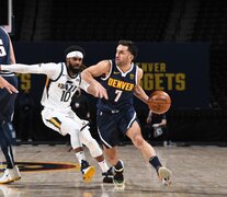 Pick and roll entre Campazzo y Jokic que terminaría con un doble del serbio. (Fuente: AFP) (Fuente: AFP) (Fuente: AFP)