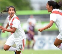 La uruguaya, gran goleadora del certamen. (Fuente: Foto Prensa River) (Fuente: Foto Prensa River) (Fuente: Foto Prensa River)