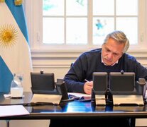 El presidente Alberto Fernández mantuvo desde la residencia de Olivos una comunicación de alrededor de 30 minutos con su par de la Federación Rusa, Vladimir Putin.