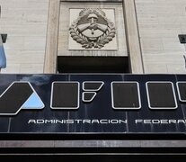 Los ingresos del fisco suben, pero el consumo aún no aporta fuerte (Fuente: NA) (Fuente: NA) (Fuente: NA)