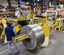 Industrias metálicas básicas cayó 22,6 por ciento el año pasado. (Fuente: NA) (Fuente: NA) (Fuente: NA)