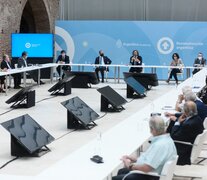 Distancia pandémica pero cercanía política. Los gremios apoyaron la gestión oficial.  (Fuente: Télam) (Fuente: Télam) (Fuente: Télam)