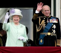 Felipe junto a Isabel, en una de sus últimas apariciones.  (Fuente: AFP) (Fuente: AFP) (Fuente: AFP)