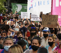 La convocatoria llenó la plaza del Foro con consignas contra la violencia machista. (Fuente: Andres Macera) (Fuente: Andres Macera) (Fuente: Andres Macera)