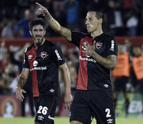 Lema firma hoy su regreso al club donde jugará hasta fin de año. (Fuente: Fotobaires) (Fuente: Fotobaires) (Fuente: Fotobaires)