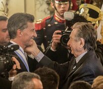 Mauricio Macri y familia sabían que estaban exluyendo a una legítima heredera. (Fuente: Télam) (Fuente: Télam) (Fuente: Télam)