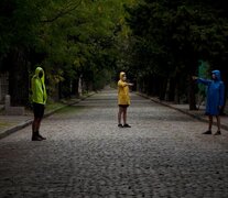 &amp;quot;Nada de carne sobre nosotras&amp;quot;: en el cuerpo, una voz. Se puede ver este miércoles a las 15 en el cementerio de Chacarita.  (Fuente: Gentileza Valeria Sestua) (Fuente: Gentileza Valeria Sestua) (Fuente: Gentileza Valeria Sestua)