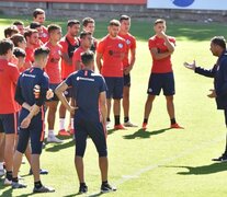 El 0-4 ante Central Córdoba motivó una práctica llena de cambios en la Ciudad Deportiva. (Fuente: Julio Mancini) (Fuente: Julio Mancini) (Fuente: Julio Mancini)