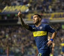 Tevez no juega desde la primera fecha, en el 2-2 ante Gimnasia. (Fuente: NA) (Fuente: NA) (Fuente: NA)